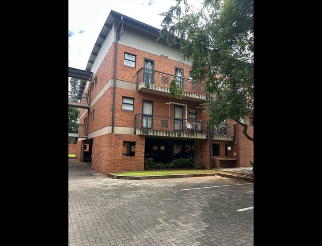 2 BEDROOM APARTMENT FOR SALE IN HATFIELD